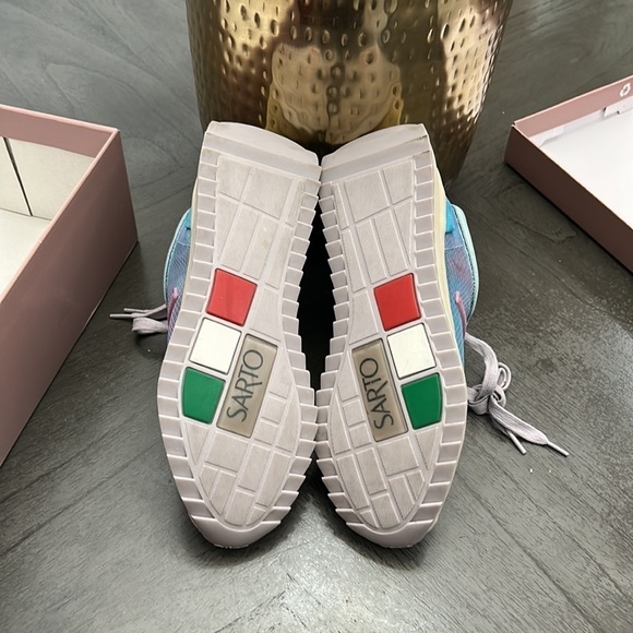 Franco Sarto Venice Sneaker in Cloud - Picture 8 of 11